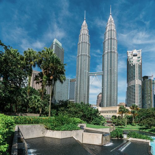 Identical Towers, Identical Wonders - Petronas Twin Towers - MyHometown